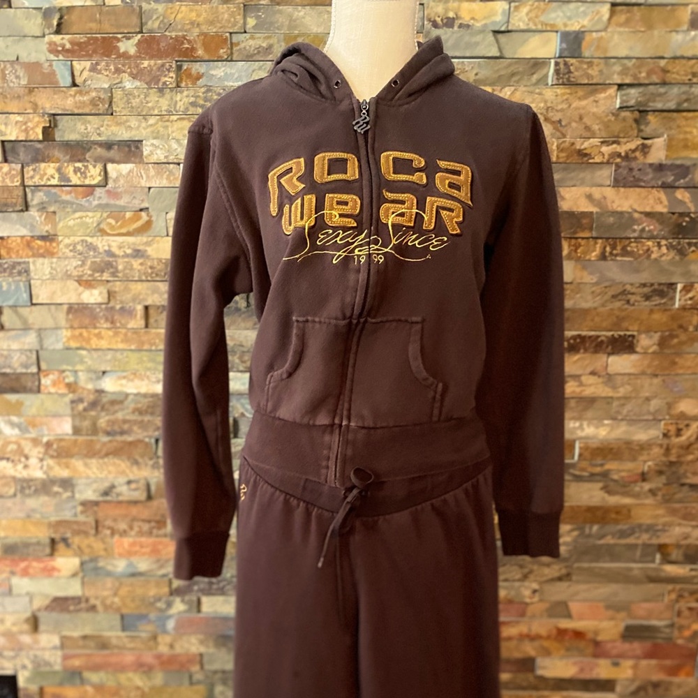 ⭐️ROCAWEAR⭐️ BROWN SWEATSUIT TRENDY